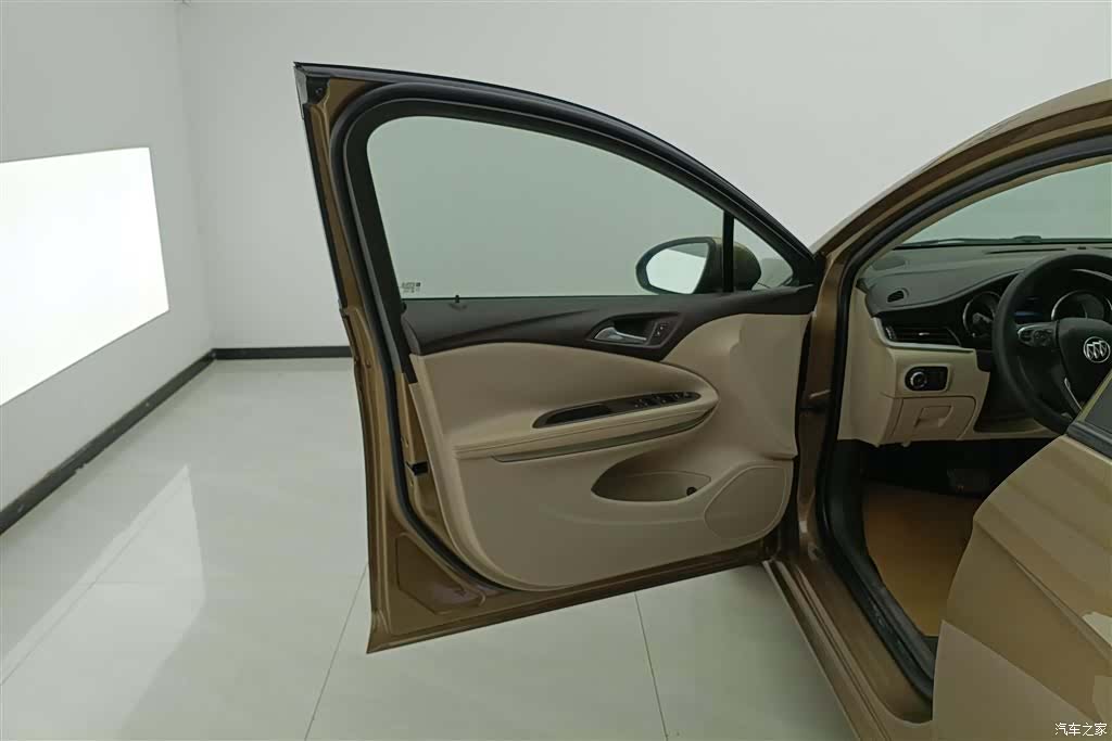 Buick Verano, 2016 7