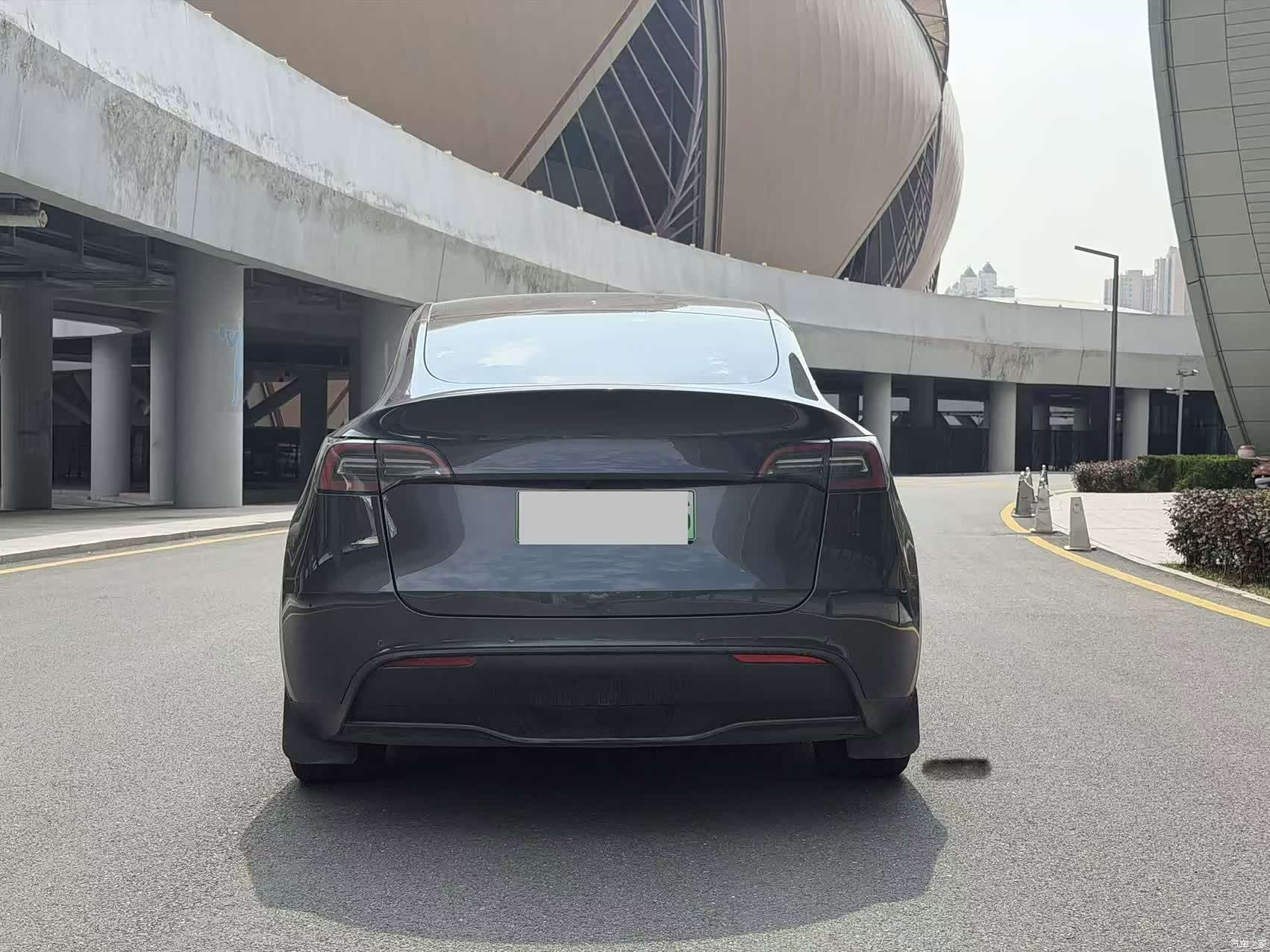 Tesla Model Y, 2023 все фото