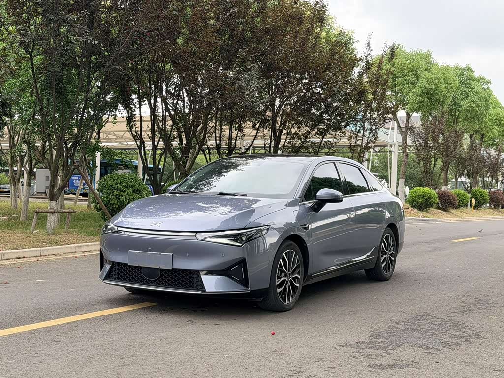 XPENG P5