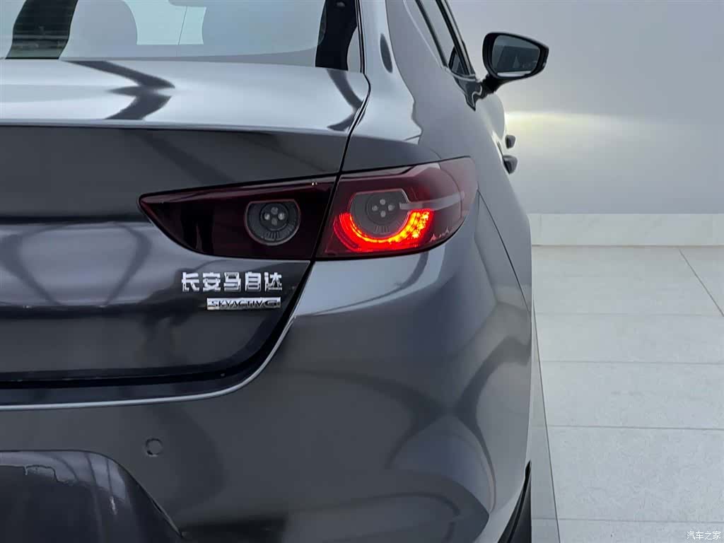 Mazda Mazda3, 2022 12