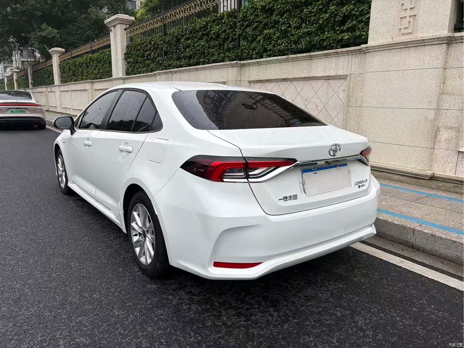 Toyota Corolla, 2024 все фото