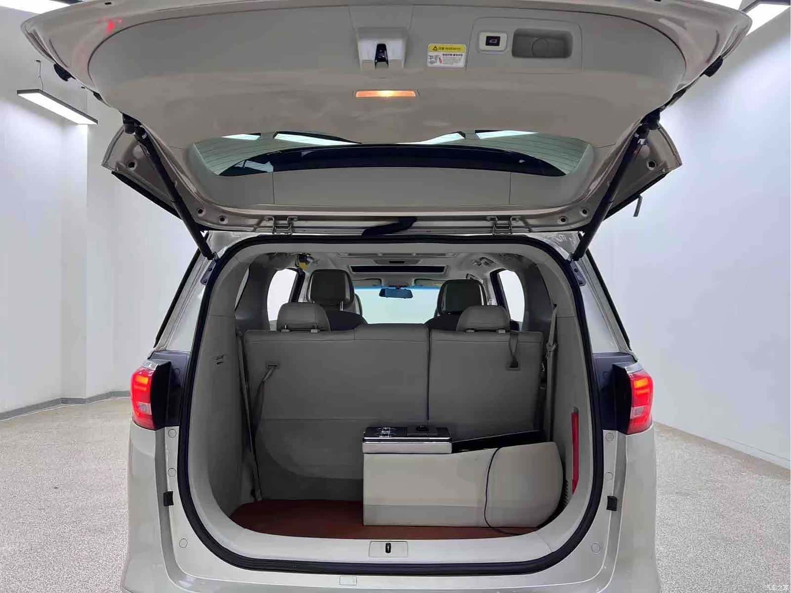 Buick GL8, 2019 22