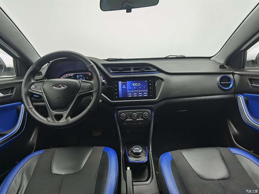 Chery 3xe, 2019 все фото