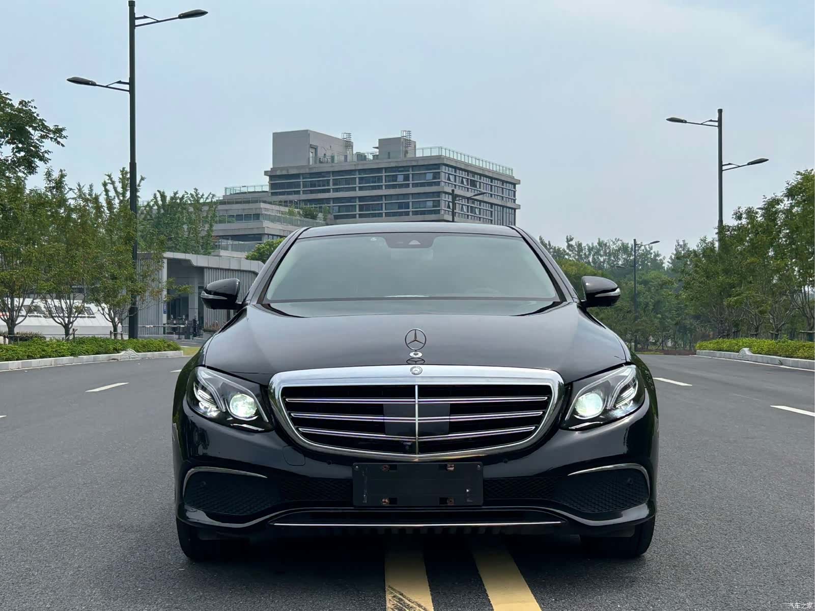 Mercedes-Benz E-Class, 2017 2