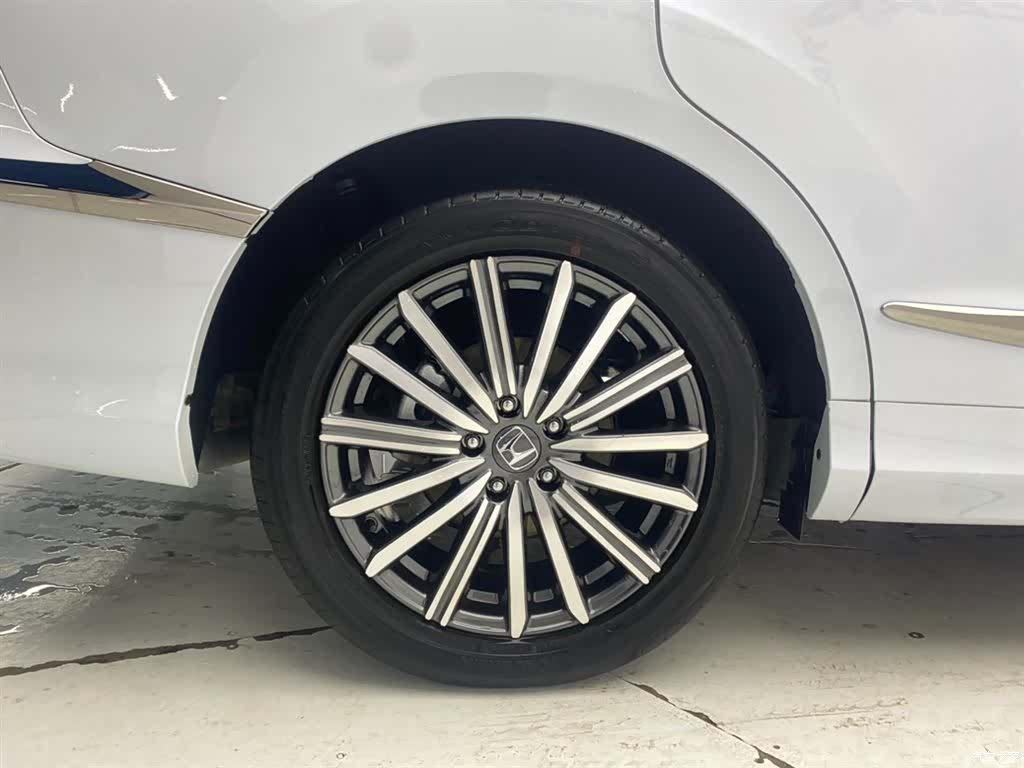 Honda Elysion, 2025 11