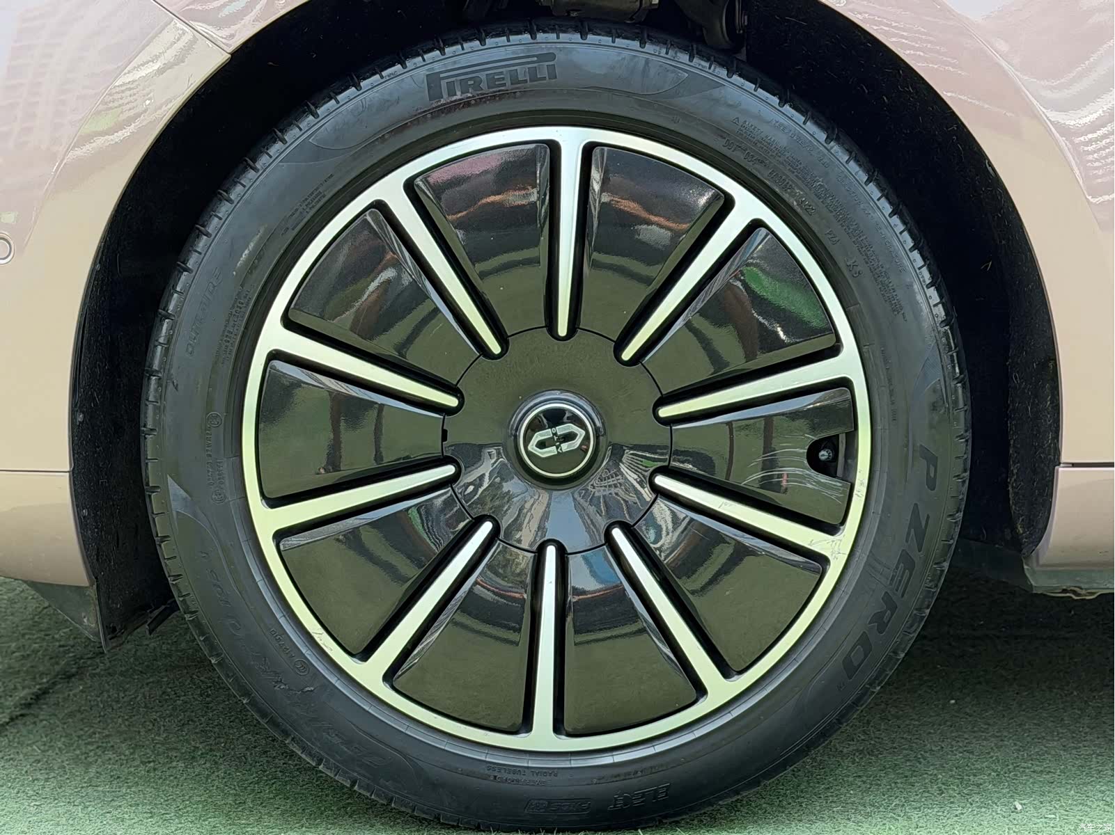 AITO M5, 2023 21
