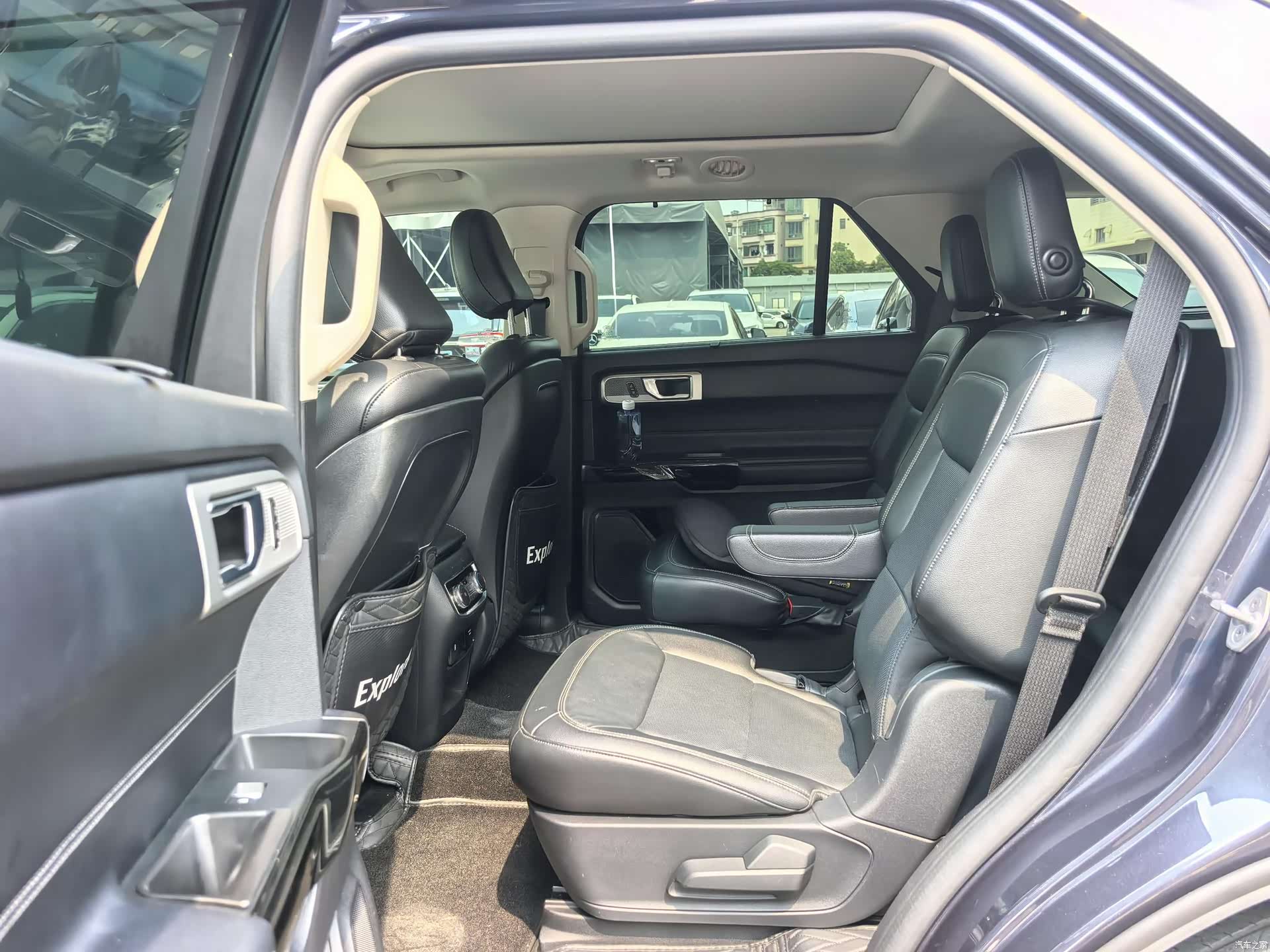 Ford Explorer, 2020 все фото