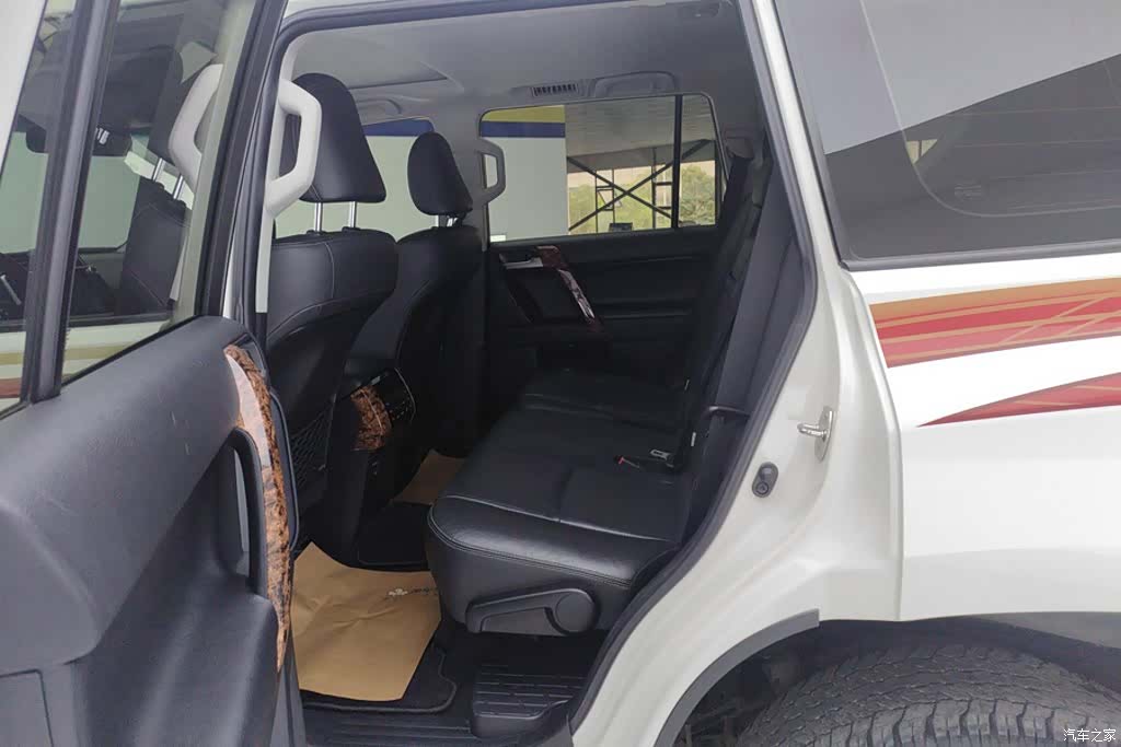 Toyota Prado, 2019 11