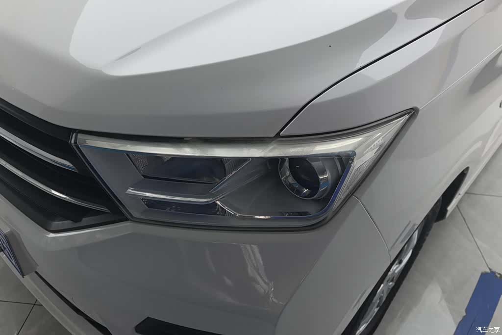 Wuling Hongguang, 2022 все фото