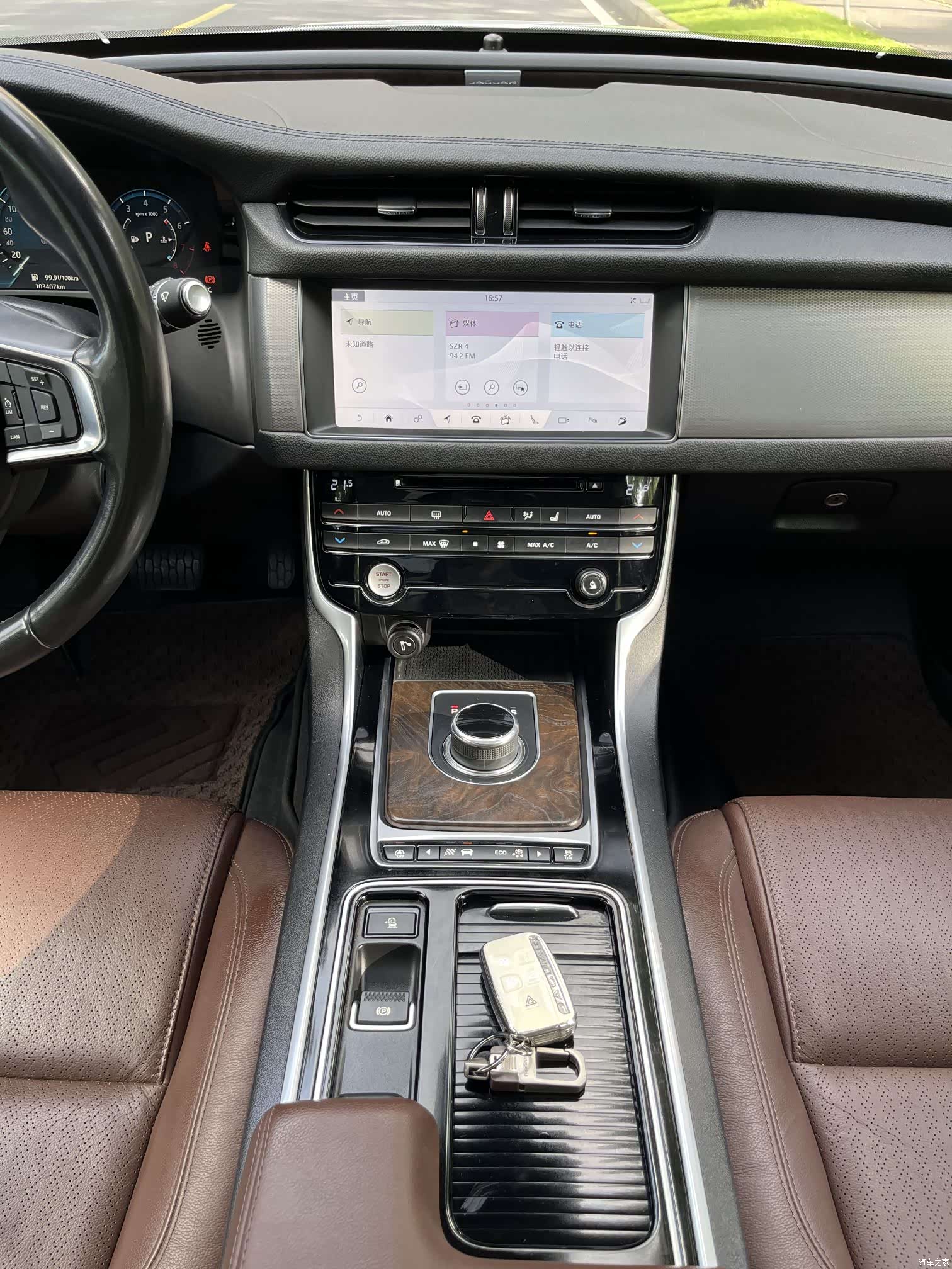Land Rover XFL, 2018 10