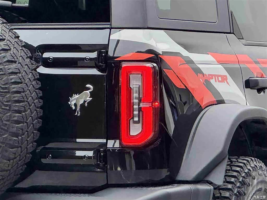 Ford Bronco, 2024 23