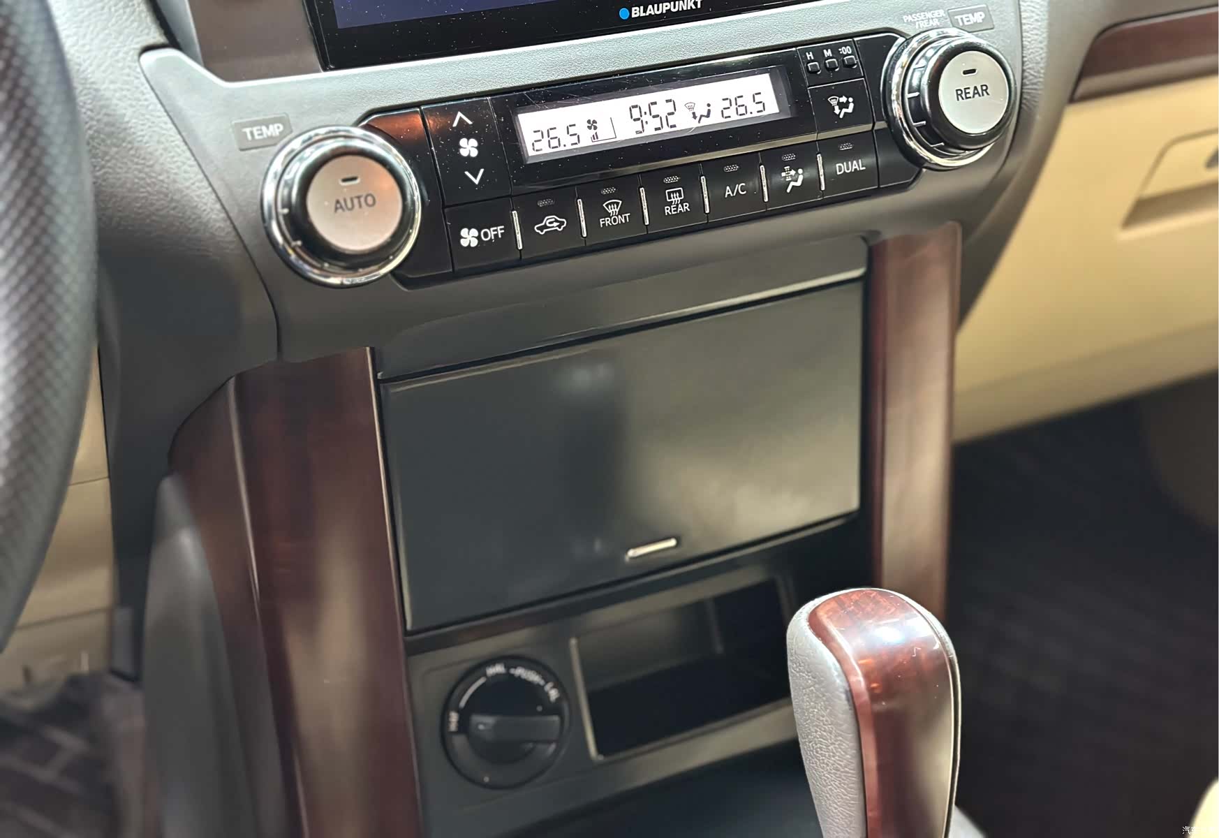 Toyota Prado, 2017 14