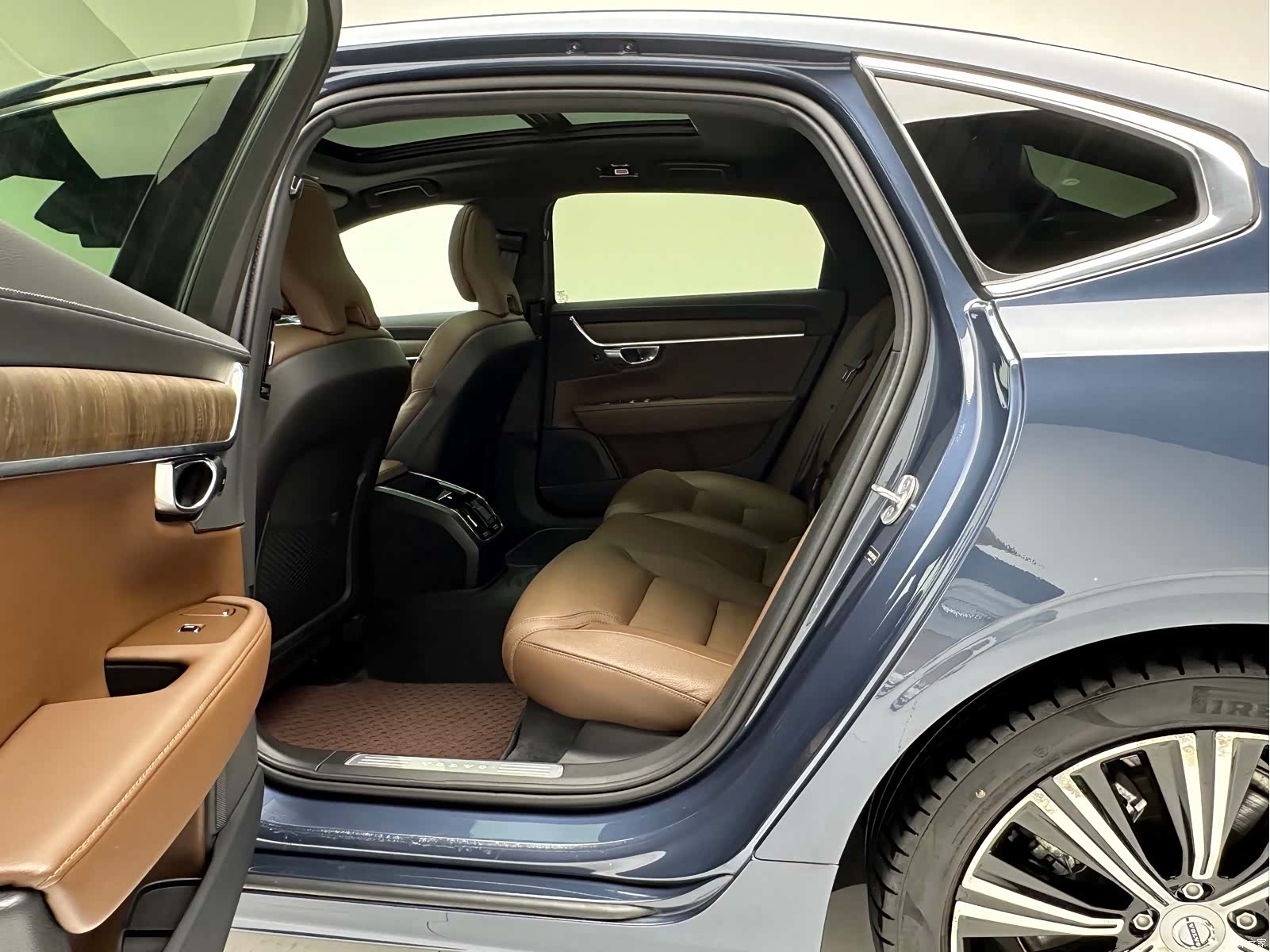Volvo S90, 2023 8