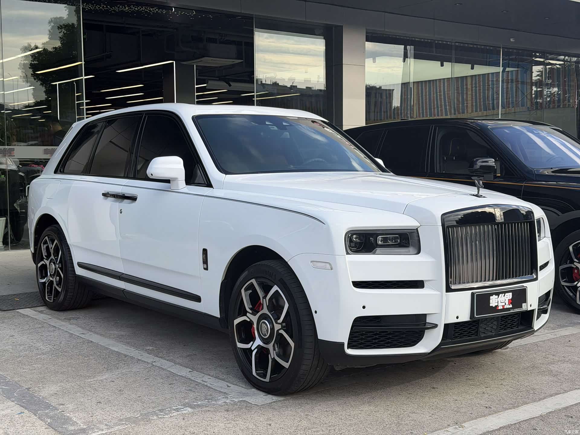 Rolls-Royce Cullinan, 2019 3
