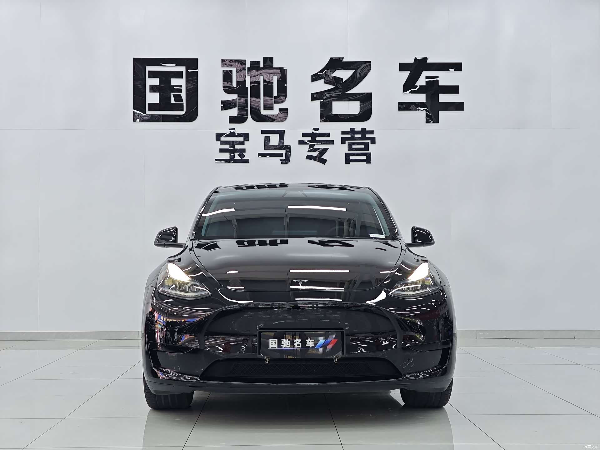 Tesla Model Y, 2023 2