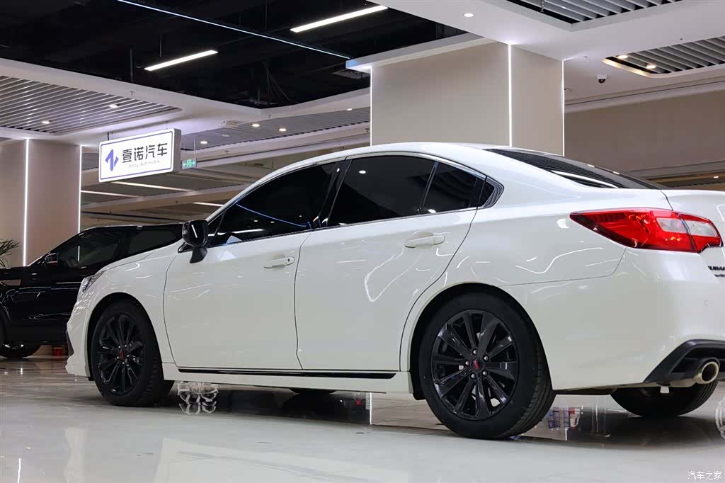 Subaru Legacy, 2021 12