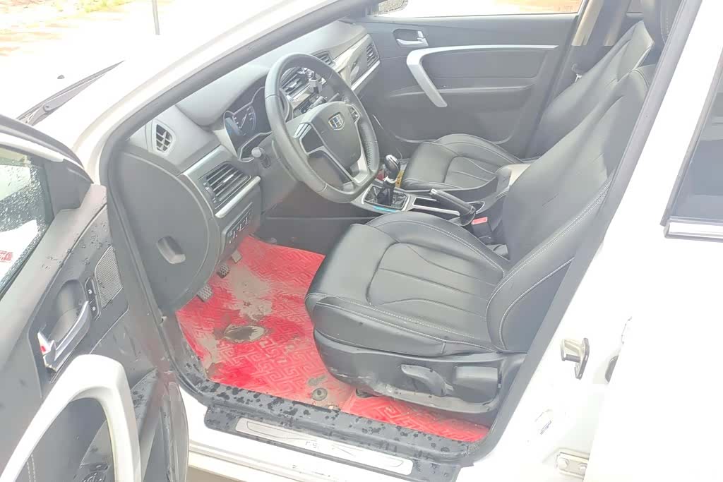 Geely Emgrand, 2018 9