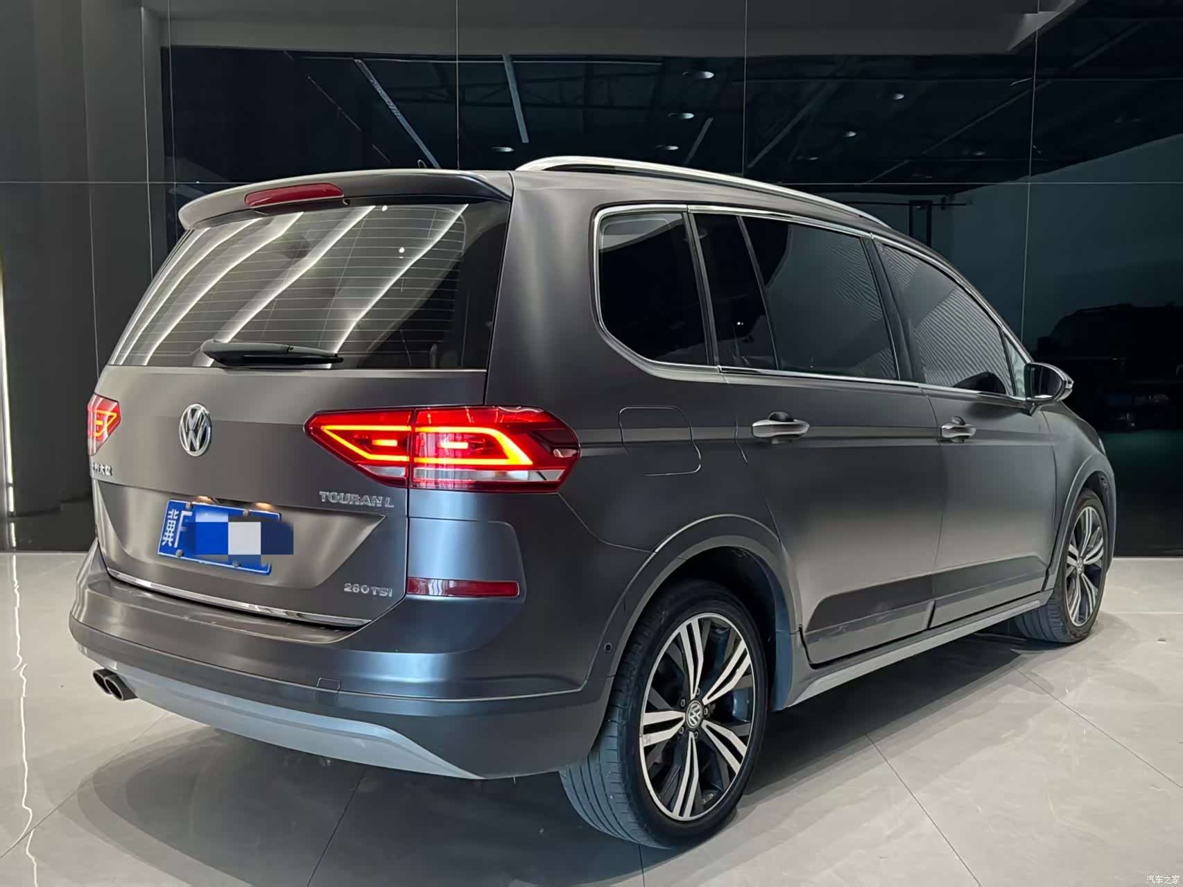 Volkswagen L, 2020 все фото