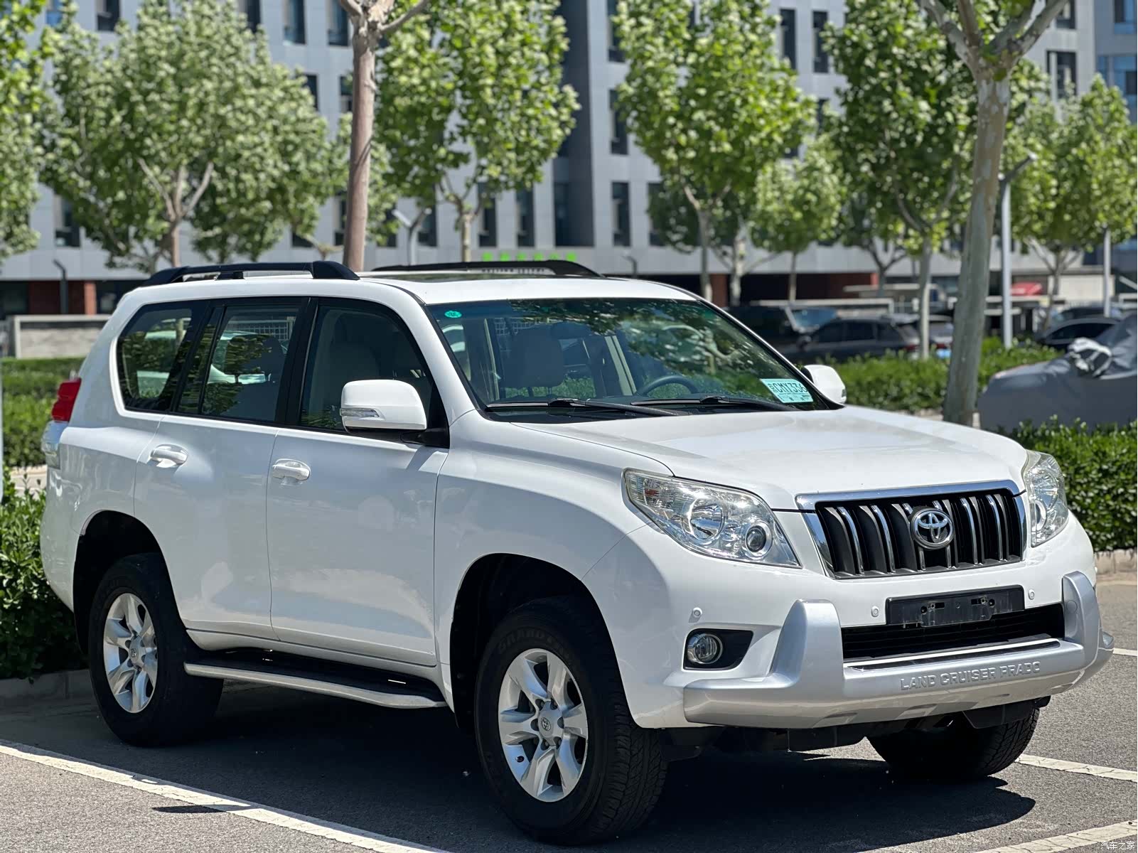 Toyota Prado, 2011 3