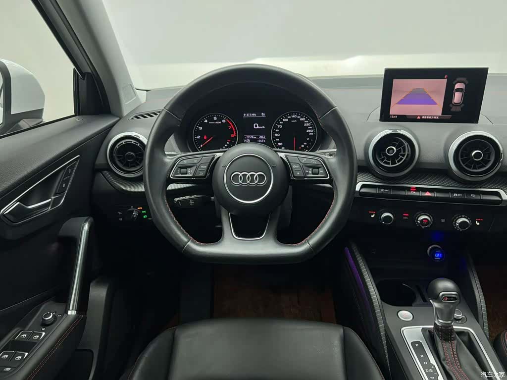 Audi Q2L, 2022 16