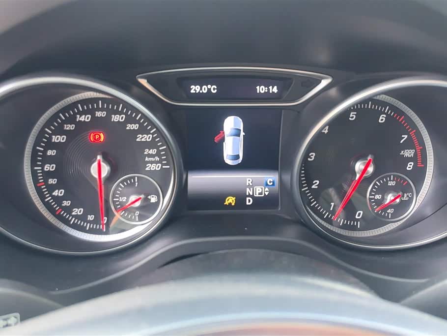 Mercedes-Benz CLA