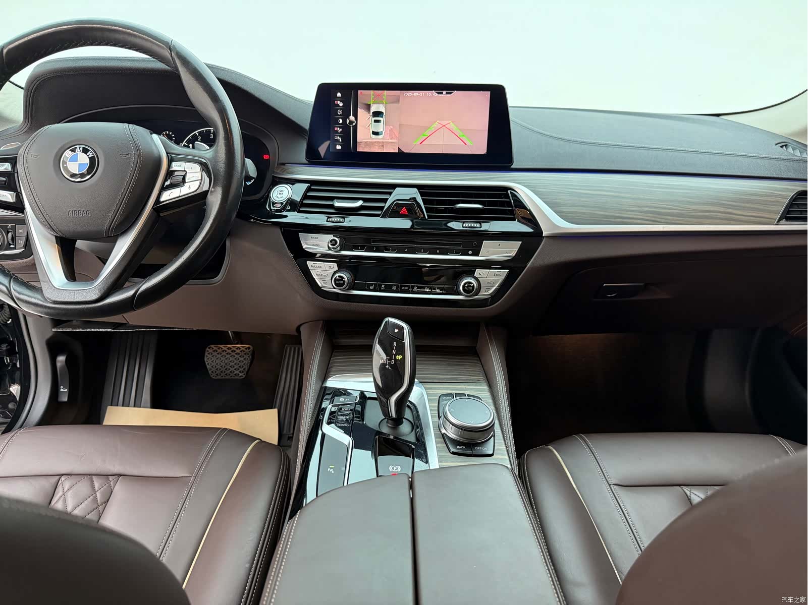 BMW 5 Series, 2019 11