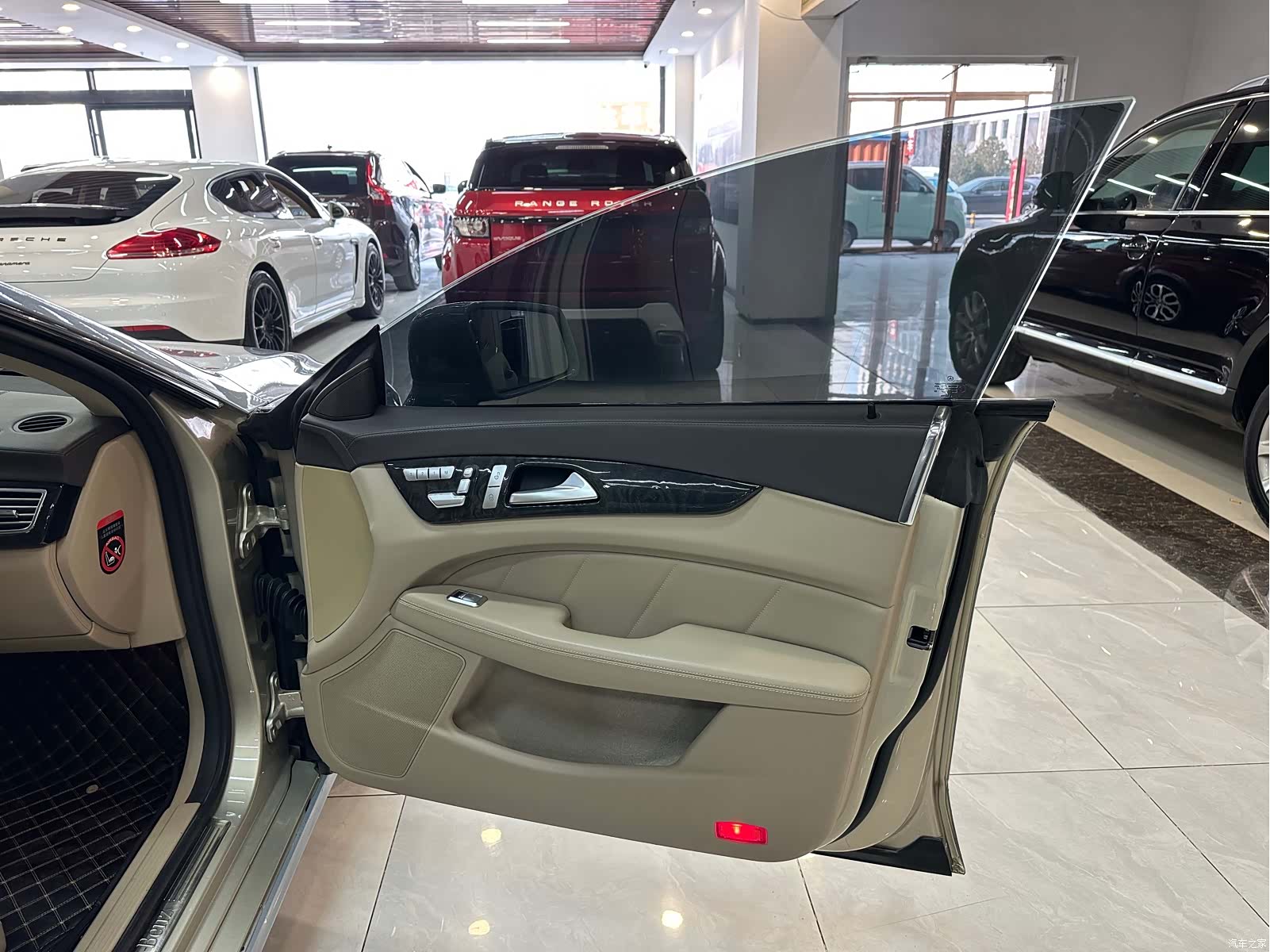 Mercedes-Benz CLS, 2014 13