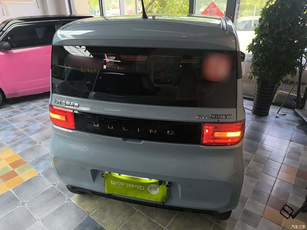 Wuling MINIEV, 2021 6