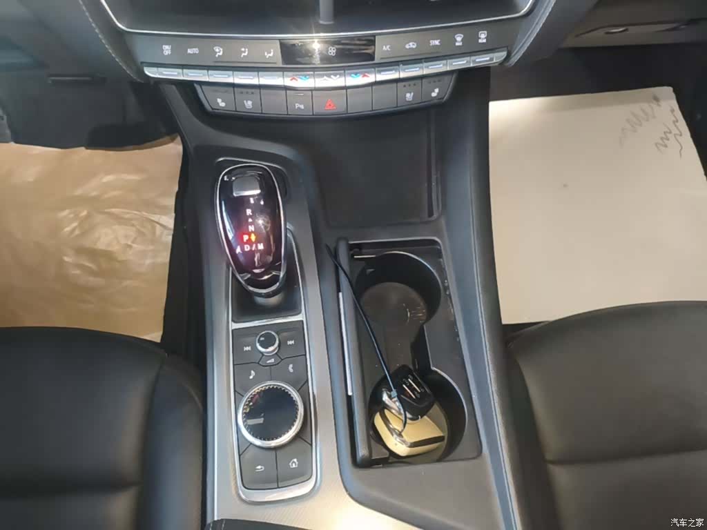 Cadillac CT5, 2023 14