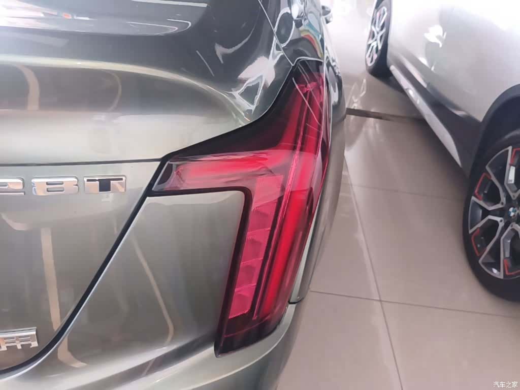 Cadillac CT5, 2023 8