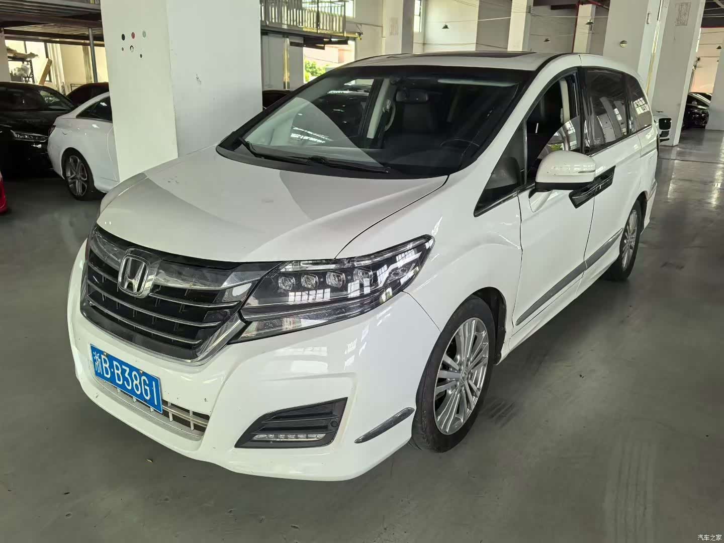 Honda Elysion, 2018 1