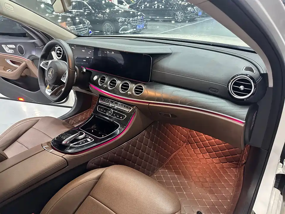 Mercedes-Benz E-class Mercedes-Benz E-class