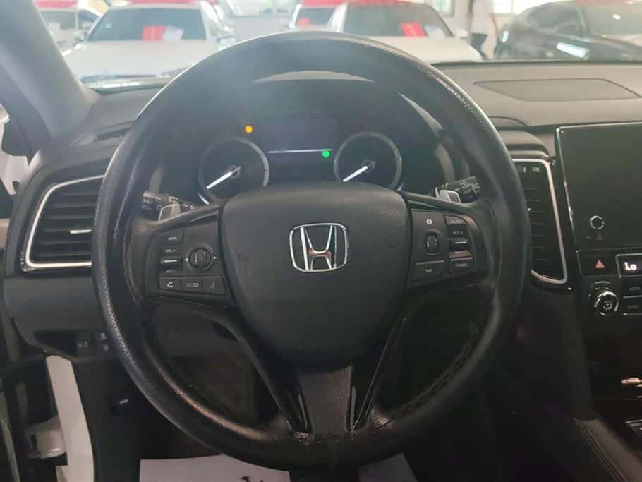 Honda UR-V