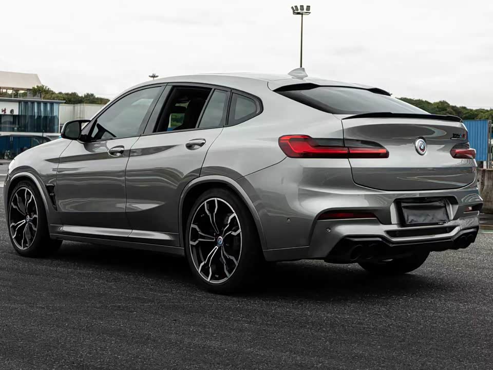 BMW X4 M