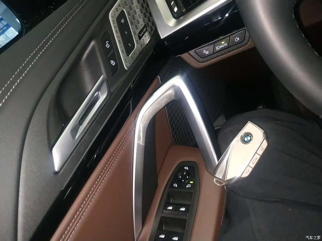 BMW X1, 2024 9