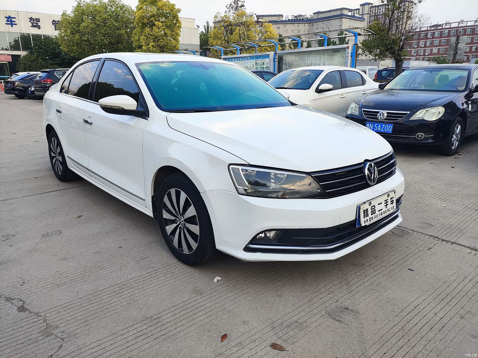 Volkswagen Sagitar, 2017 3