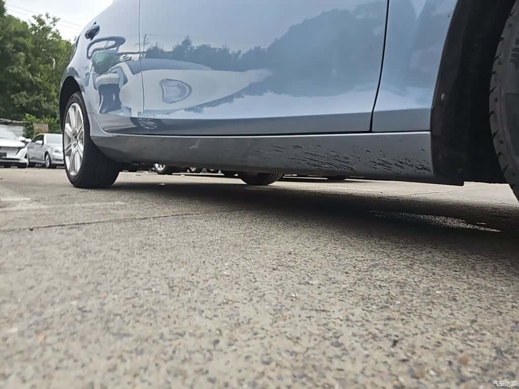 Volvo V40, 2018 21