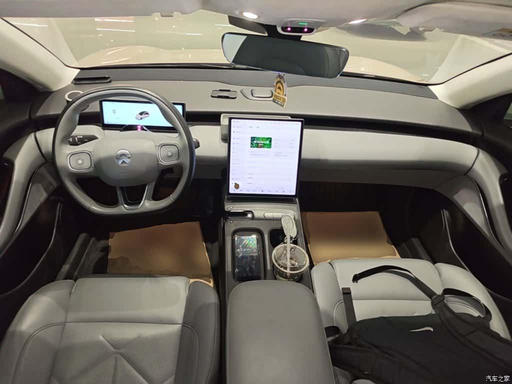 NIO ET5, 2022 10