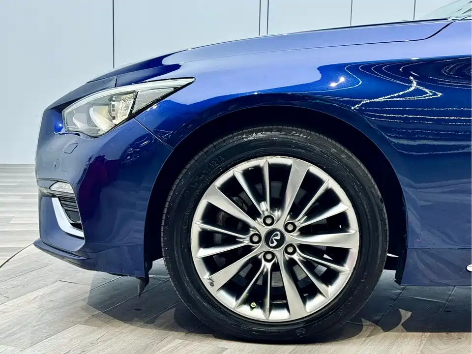 Infiniti Q50L Infiniti Q50L