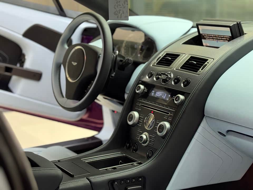 Aston Martin V8 Vantage Aston Martin V8 Vantage