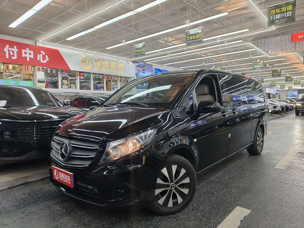 Mercedes-Benz Vito 2021 2.0T 7 мест