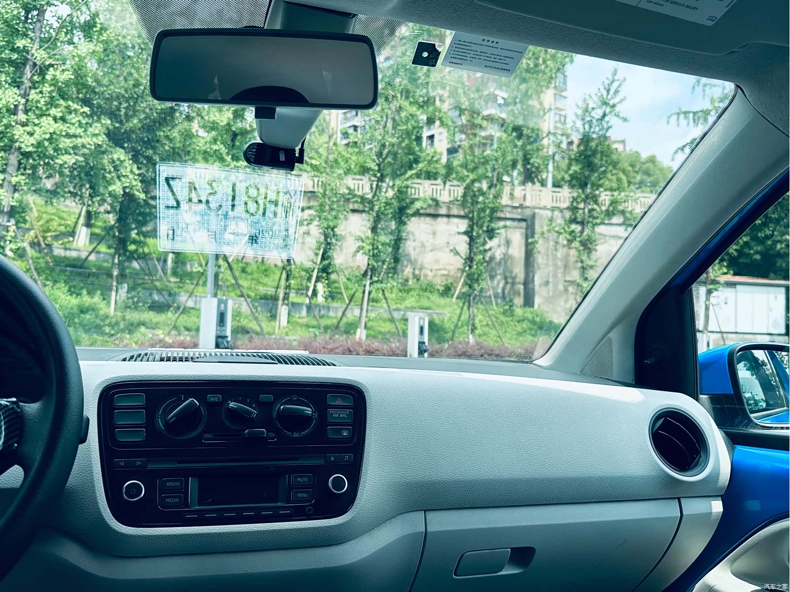 Volkswagen up, 2015 10