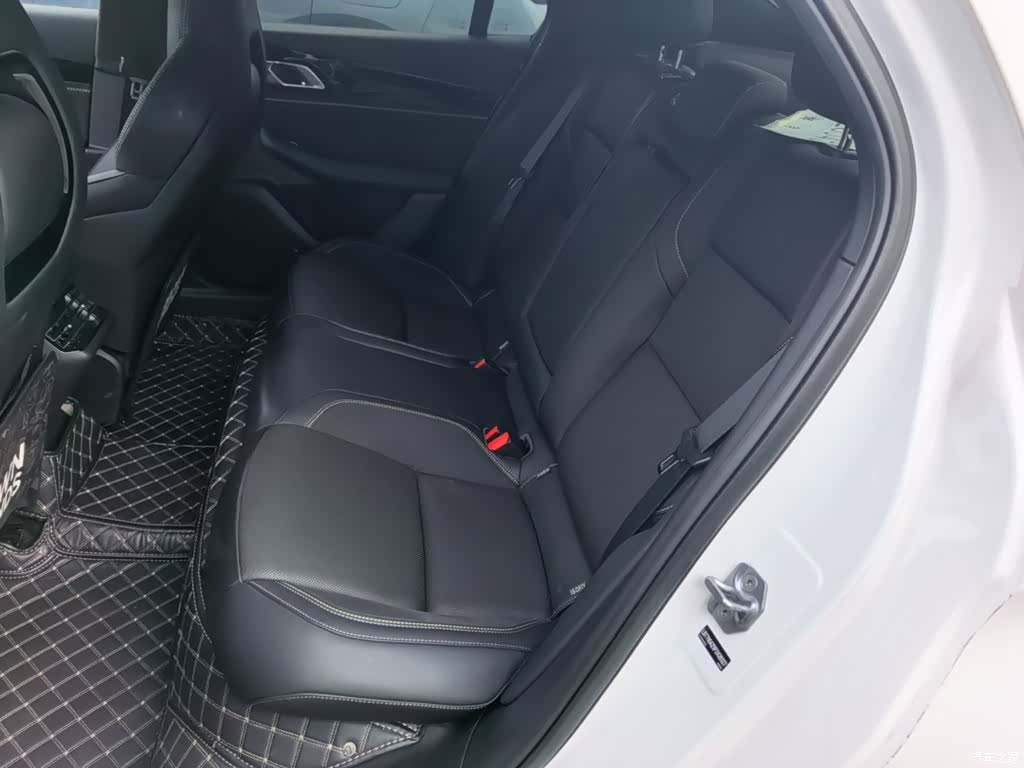 Lynk & Co 02, 2024 17