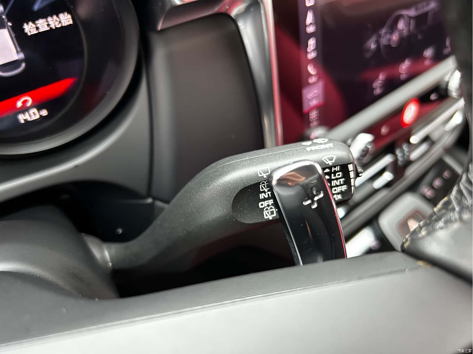 Porsche Macan, 2023 12