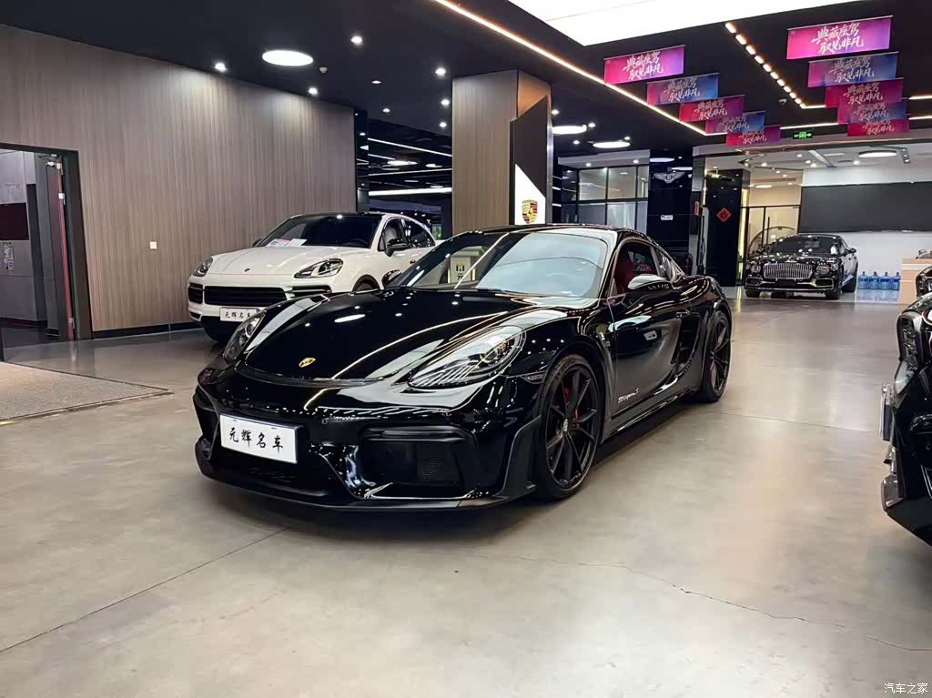 Porsche Cayman, 2019 1