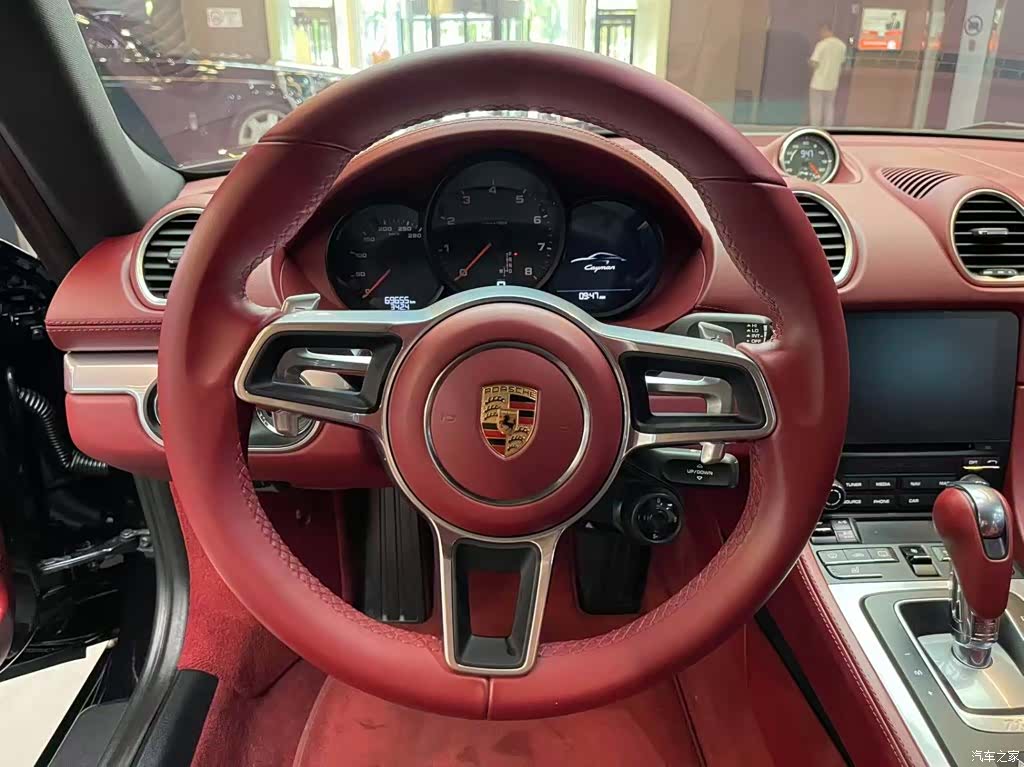 Porsche Cayman, 2019 9