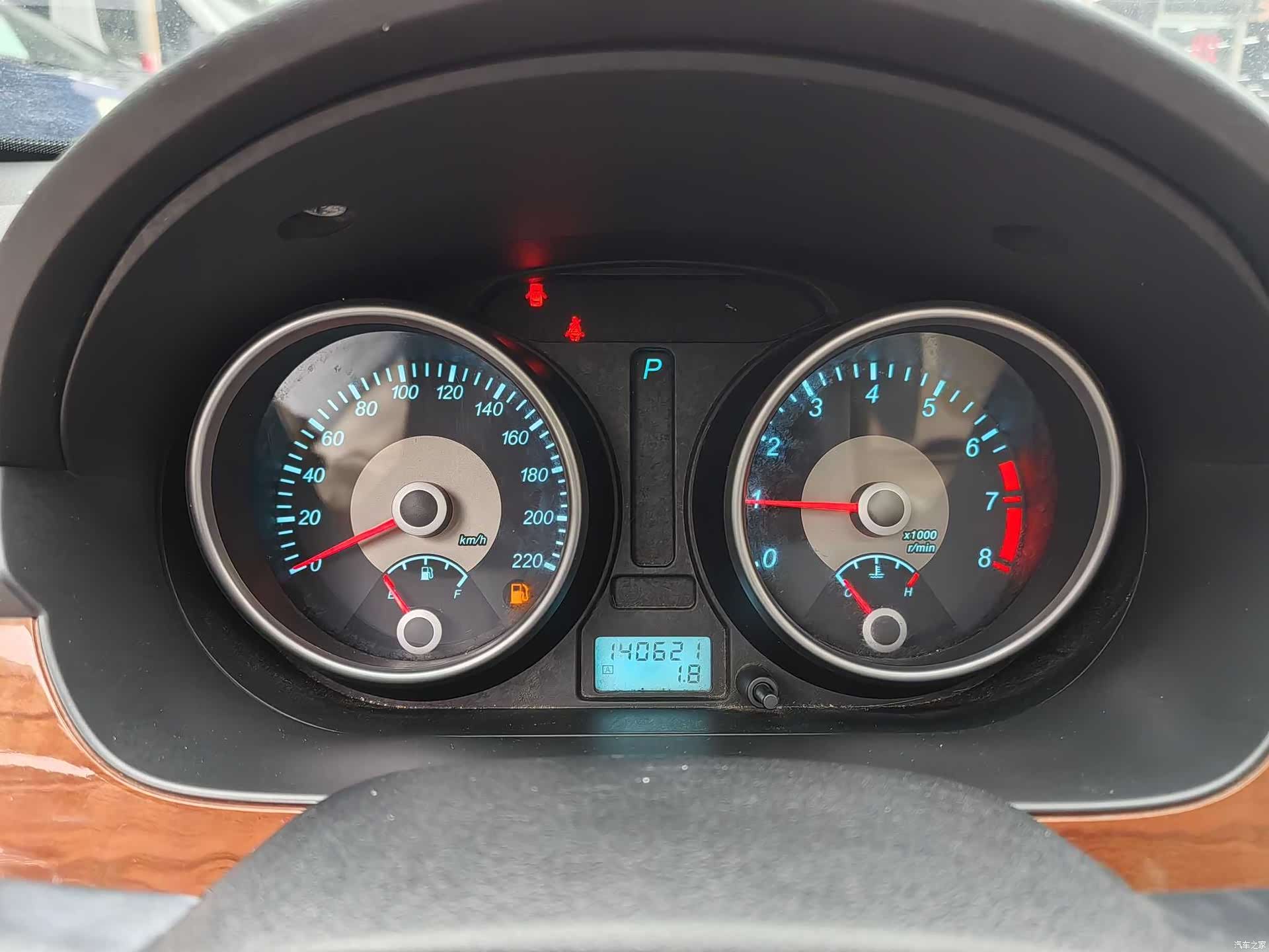 Buick 1.6LX-AT, 2012 11