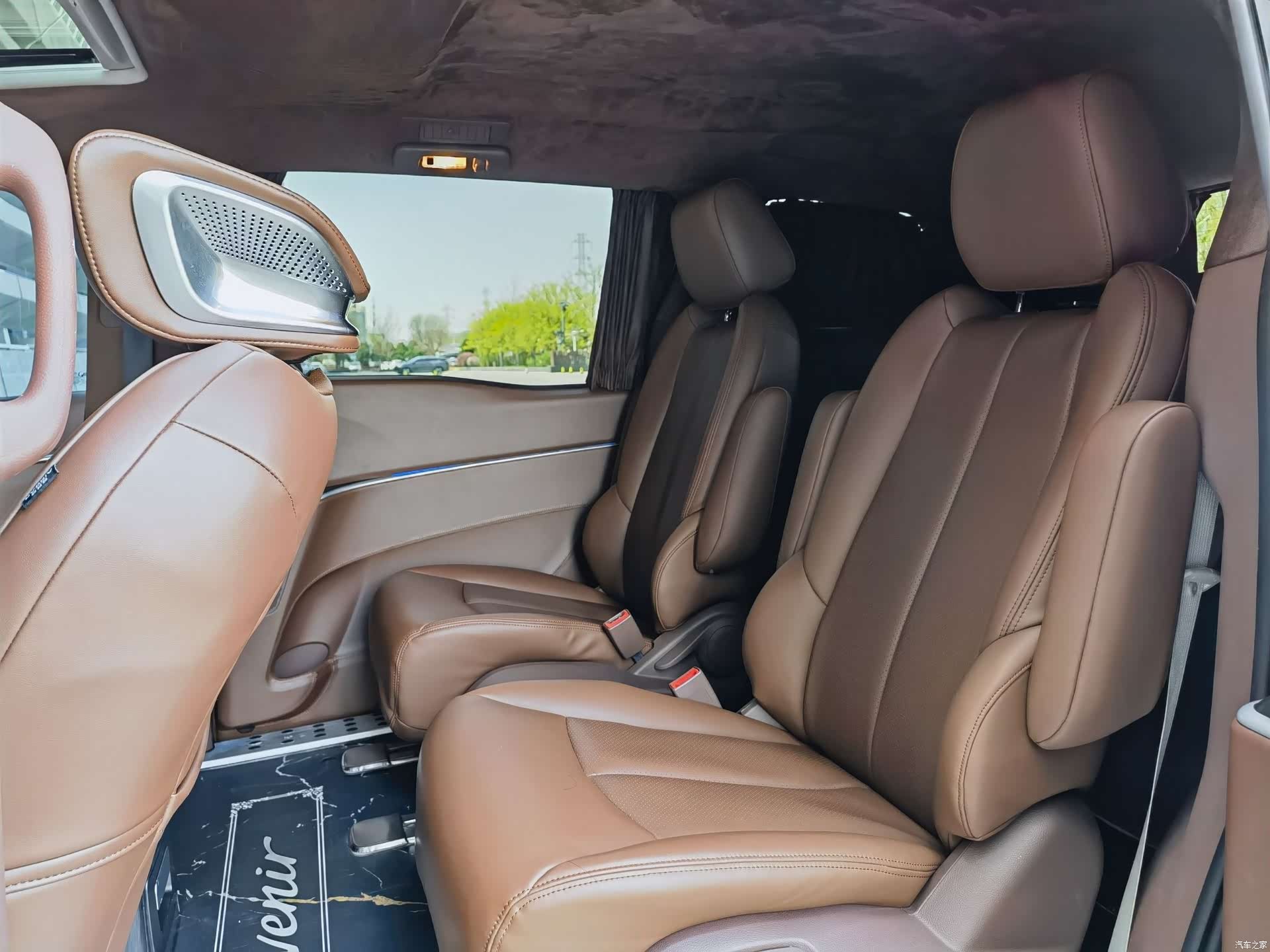 Buick GL8, 2023 8
