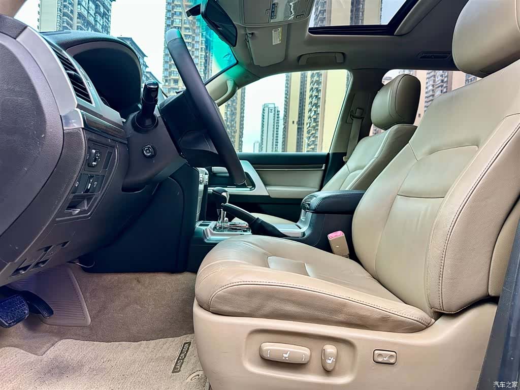 Toyota Land Cruiser, 2012 8
