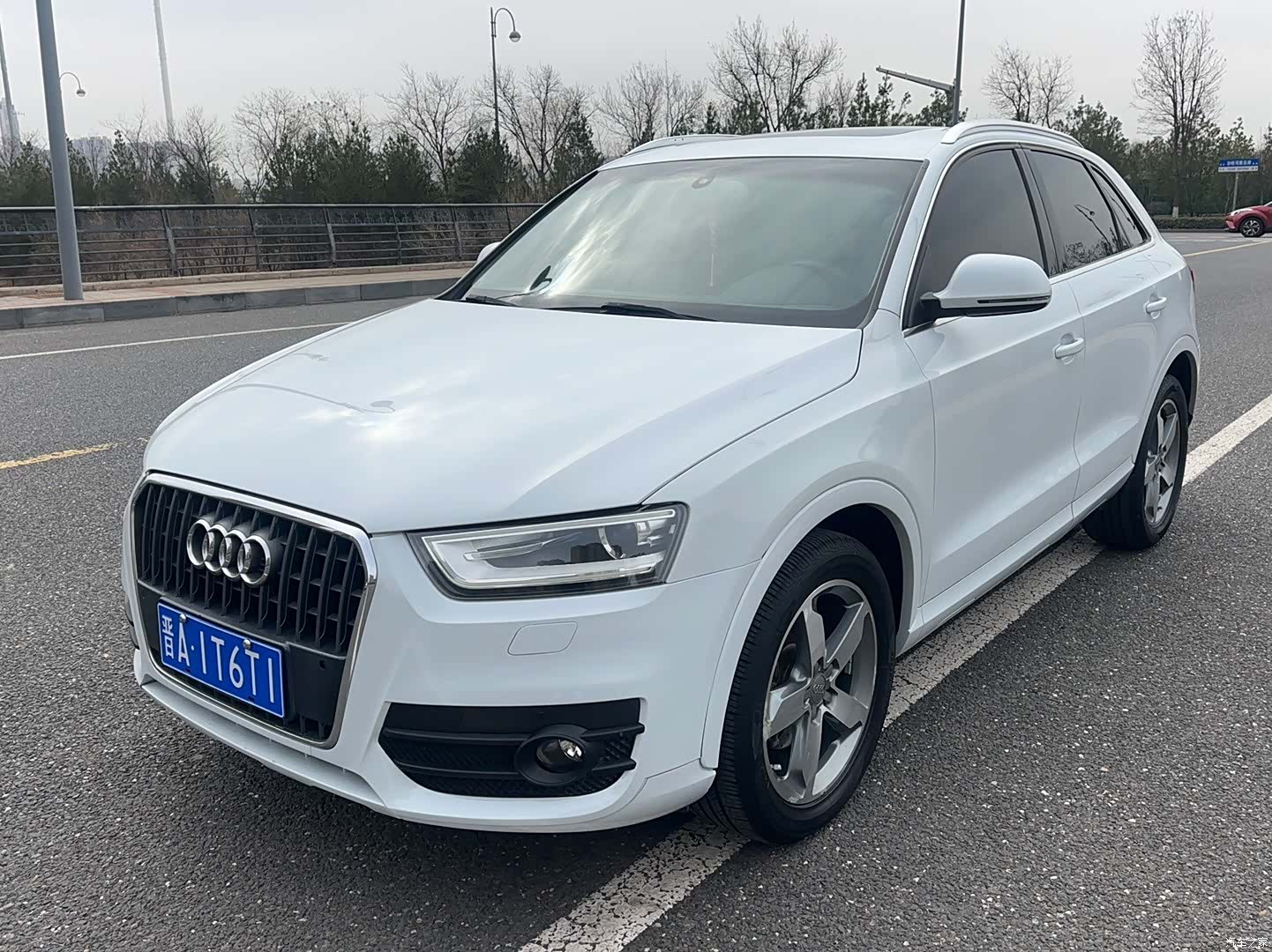 Audi Q3, 2015 1